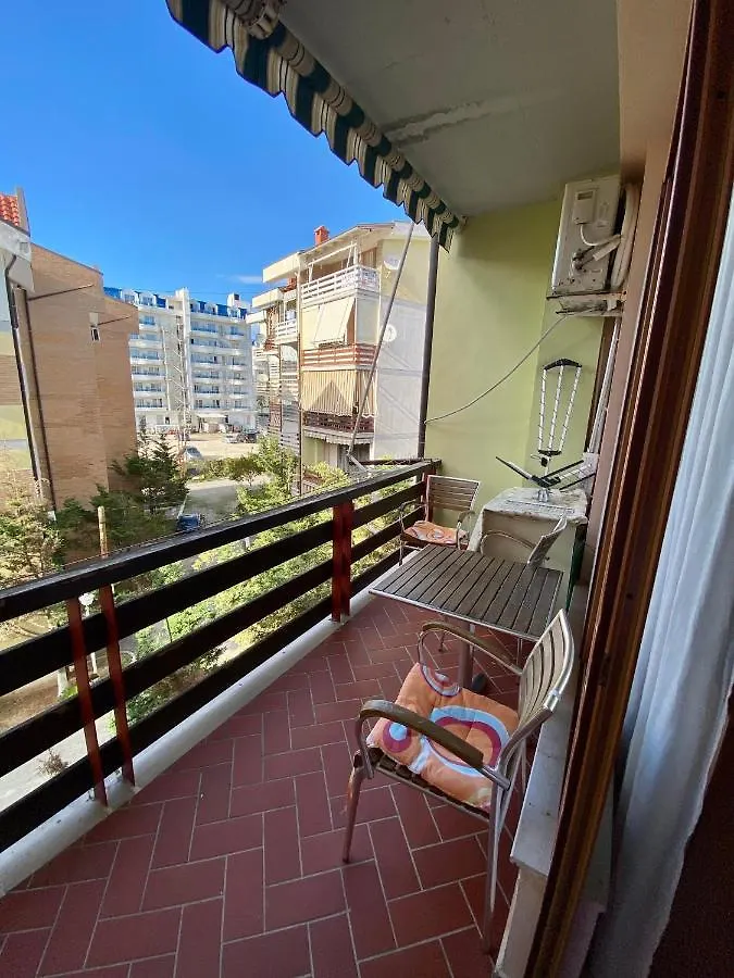 Kleri Apartments Golem